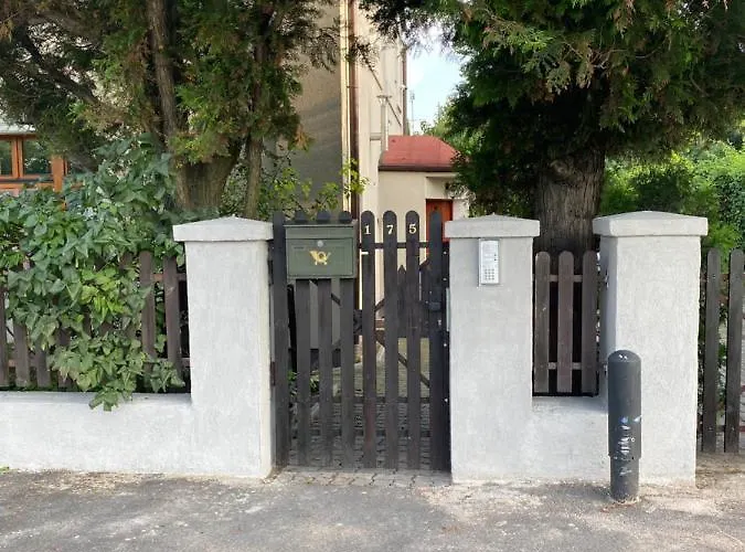 Czytelnia - Parking Gratis