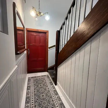 Czytelnia - Parking Gratis Апартаменты Познань